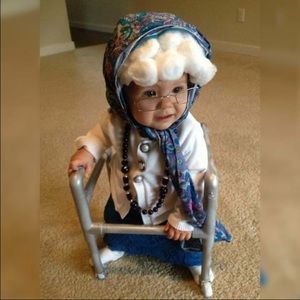 Meet your Posher, Connie