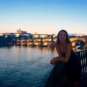 Meet your Posher, Carley