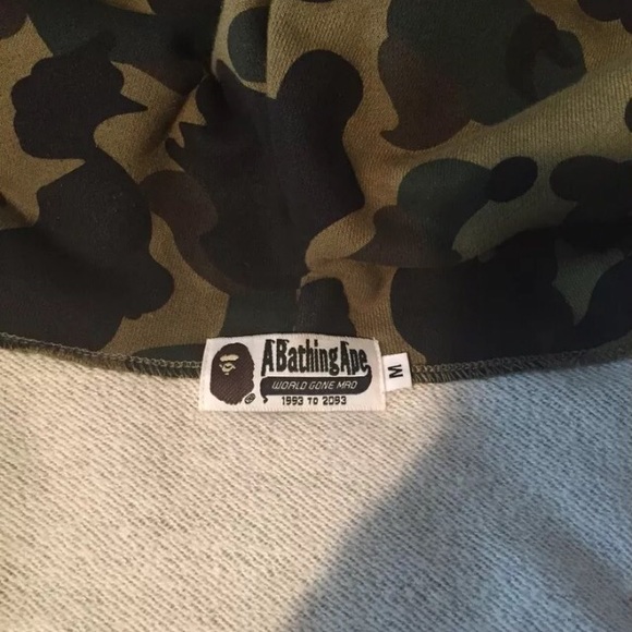 Bape Shark Hoodie Medium New paypal no trades - Picture 2 of 4