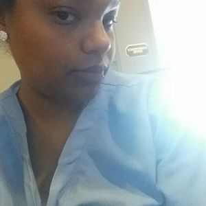 Meet your Posher, Cecile