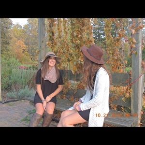 Meet your Posher, Olivia