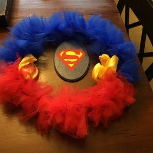 Superman Wreath