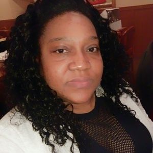 Meet your Posher, Jacqueline