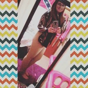 Meet your Posher, Kaci