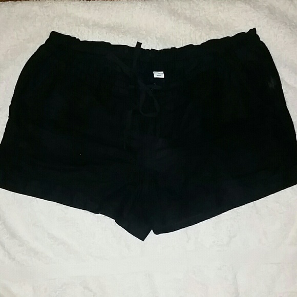 Linen shorts