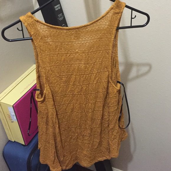 Tank - Picture 2 of 2