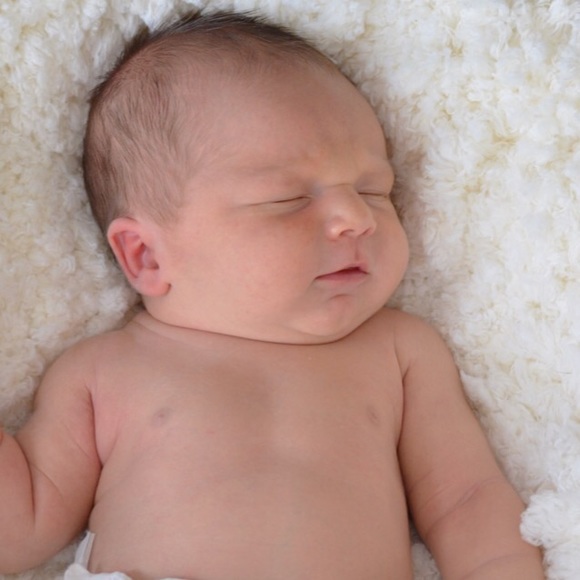Meet your Posher, Taylor - Picture 1 of 1