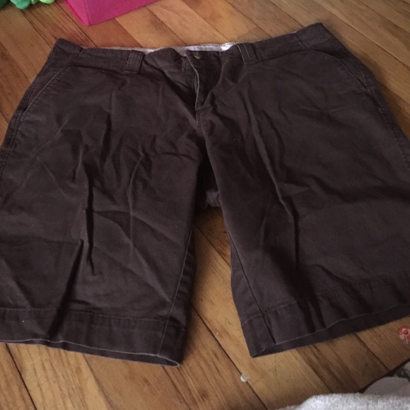 Brown Bermuda Shorts - Picture 1 of 3