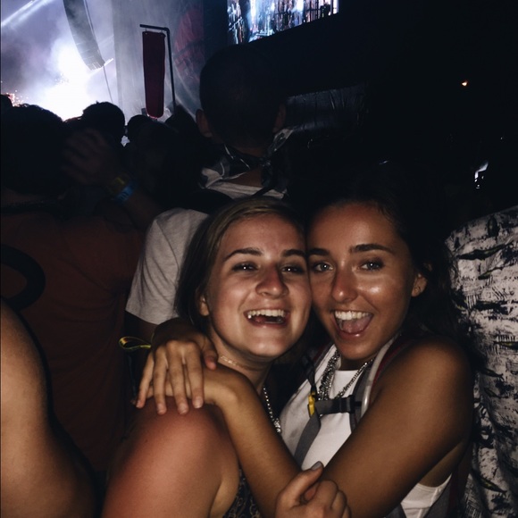 Meet your Posher, Alex - Picture 1 of 1