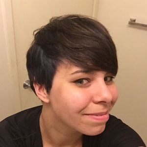 Meet your Posher, Amanda