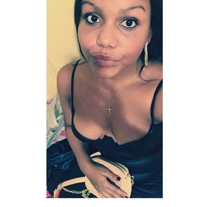Meet your Posher, Melissa