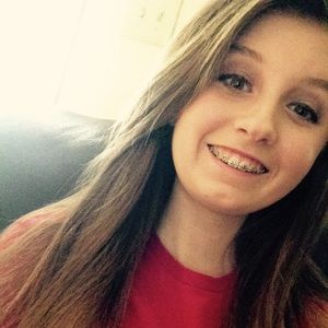 Meet your Posher, Abby