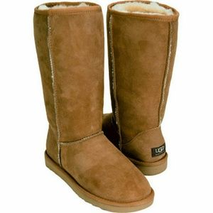 Ugg classic tall boot