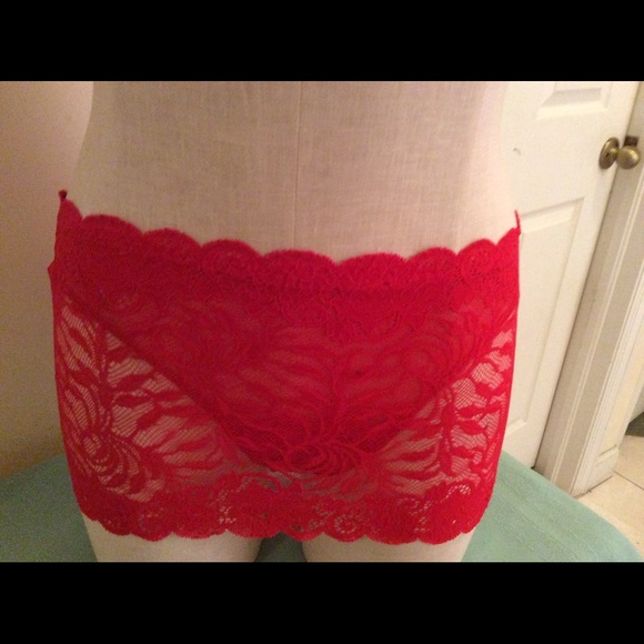 VS Limited edition Garter belt