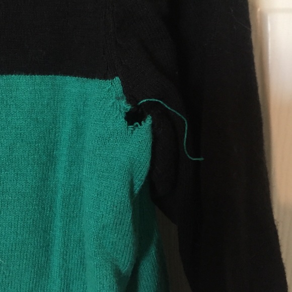 Sweater - Picture 4 of 4