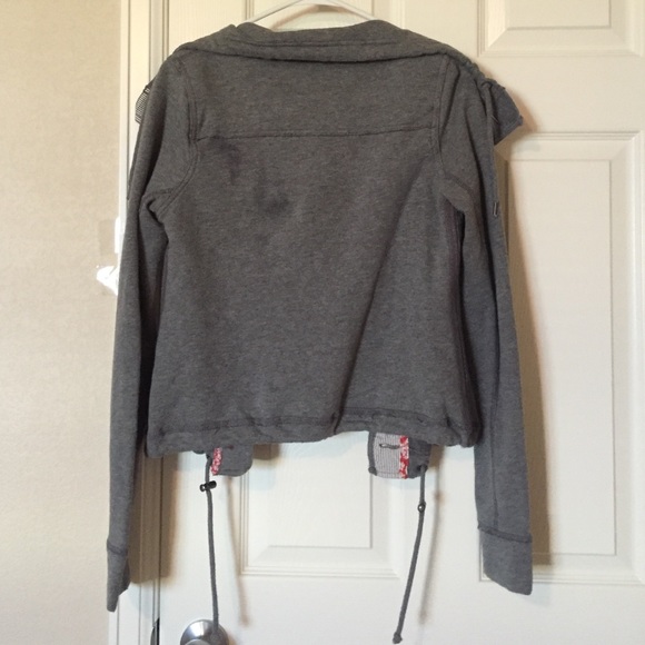 Sweater - Picture 3 of 3