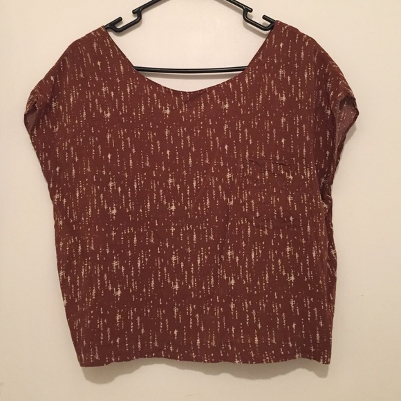 Brown and white crop top blouse.