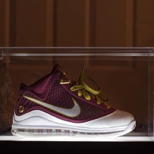 Meet your Posher, Henry