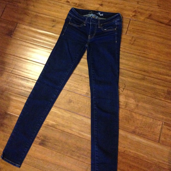 dark wash super stretch jeans! NWOT