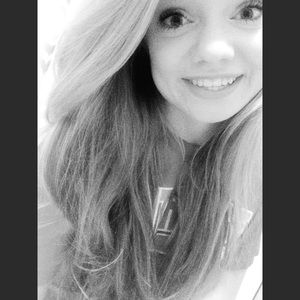 Meet your Posher, Tabitha