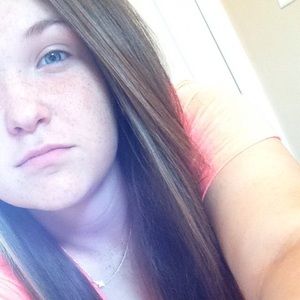 Meet your Posher, Brittany