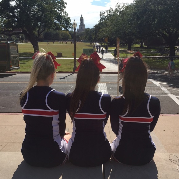 Meet your Posher, Maddie