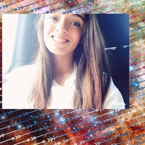 Meet your Posher, Leah