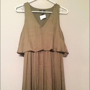 H&M satin olive green maxi