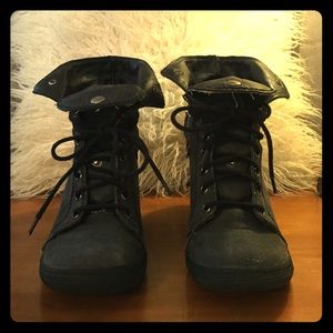 Big Buddha Gray Canvas Boots