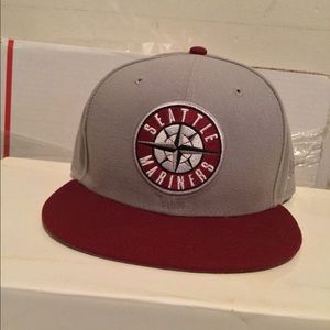 Seattle Mariners fitted