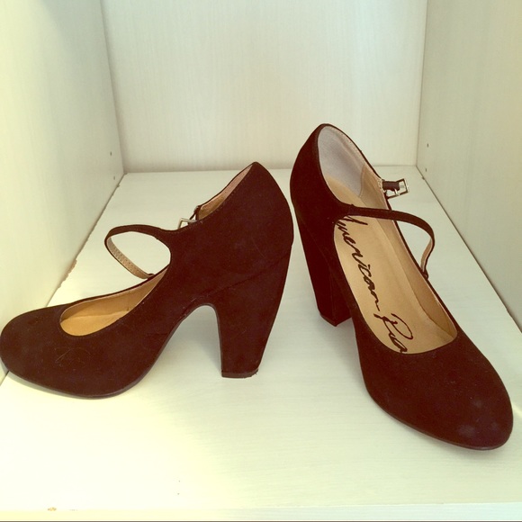 American Rag Mary Jane Pumps Size 6