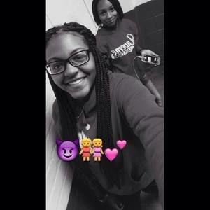 Meet your Posher, Alexus