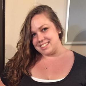 Meet your Posher, Courtney