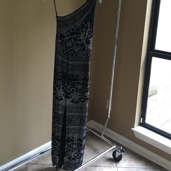 Scott McClintock Formal Gown - Picture 2 of 4