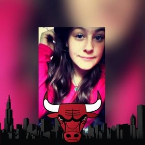 Meet your Posher, Alora