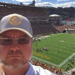 Meet your Posher, Brian