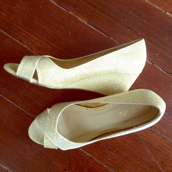 Gold wedges by Celeste