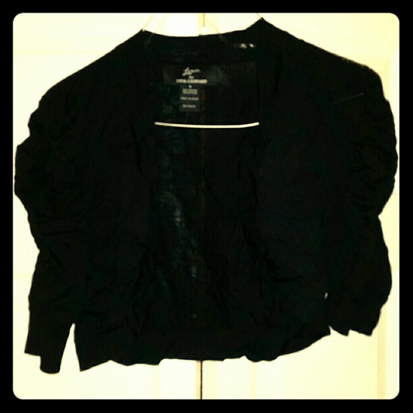 Black cropped sweater