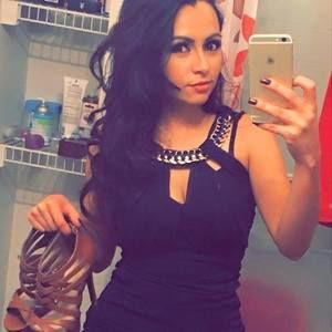 Meet your Posher, Cecilia