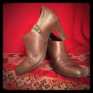 Brown leather booties!