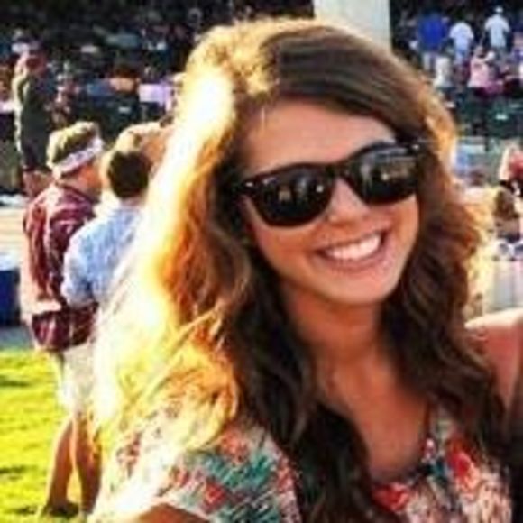 Meet your Posher, Natalie