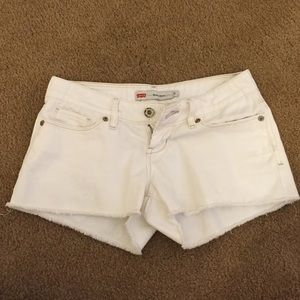 White Levi shorts