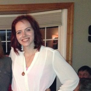 Meet your Posher, Holly