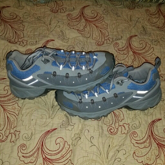 7.5 womens northface shoes