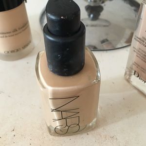 Nars sheer glow foundation