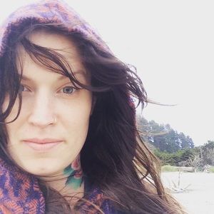 Meet your Posher, Brittney