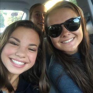 Meet your Posher, Francesca