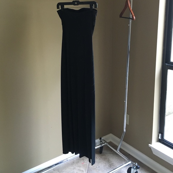 Express Strapless Black Dress - Picture 3 of 4