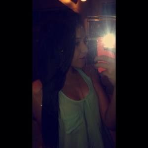 Meet your Posher, Edith