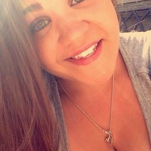 Meet your Posher, Katelyn